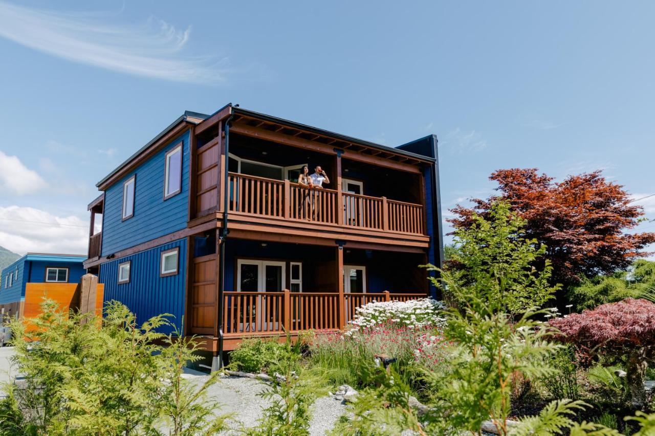 Pluvio Restaurant And Rooms Ucluelet Exterior photo