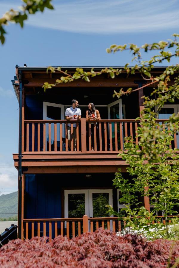 Pluvio Restaurant And Rooms Ucluelet Exterior photo